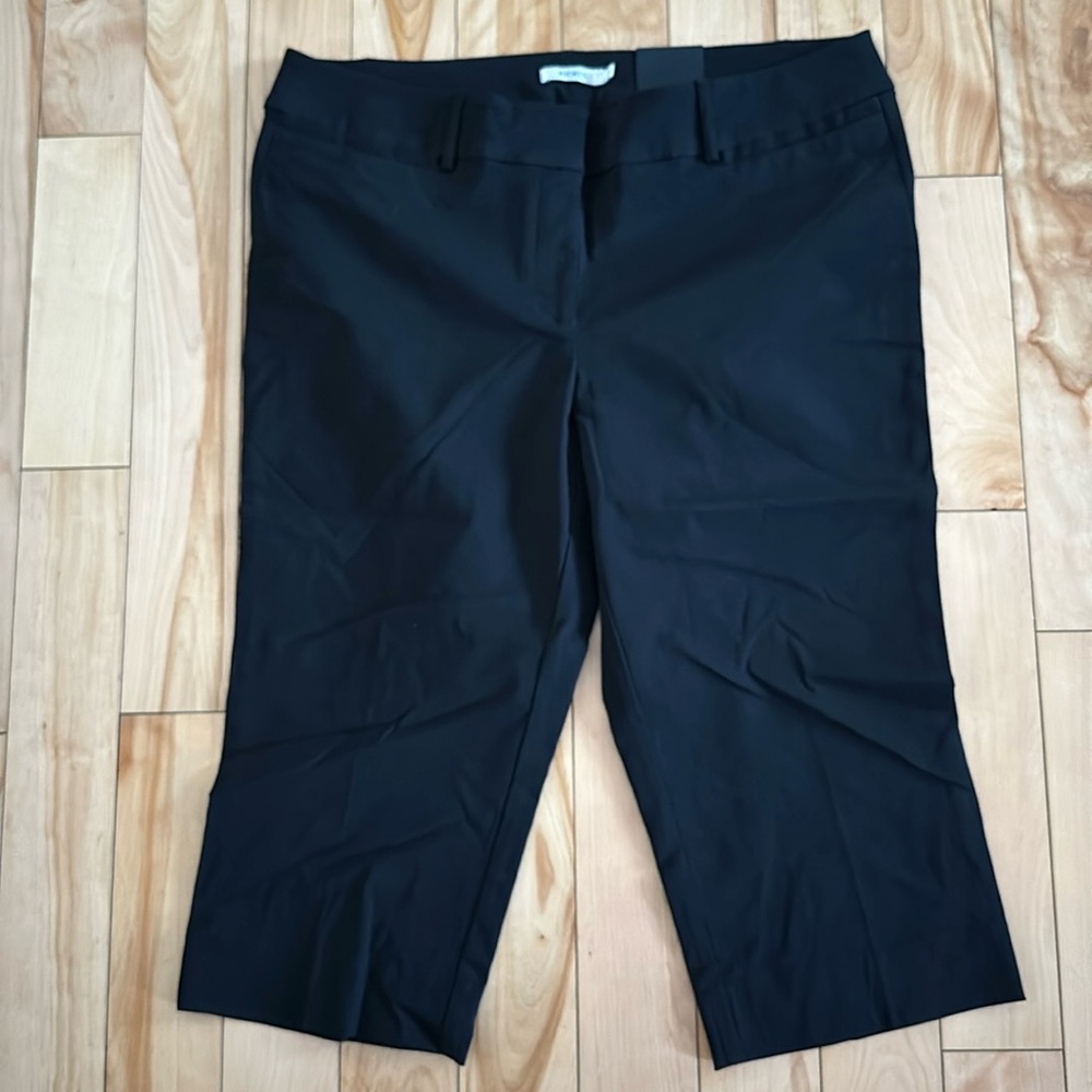 Ricki’s Micro twill capri NWT